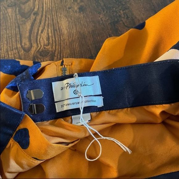 Women's Leopard Print A-Line Mini Skirt - Picture 5 of 10